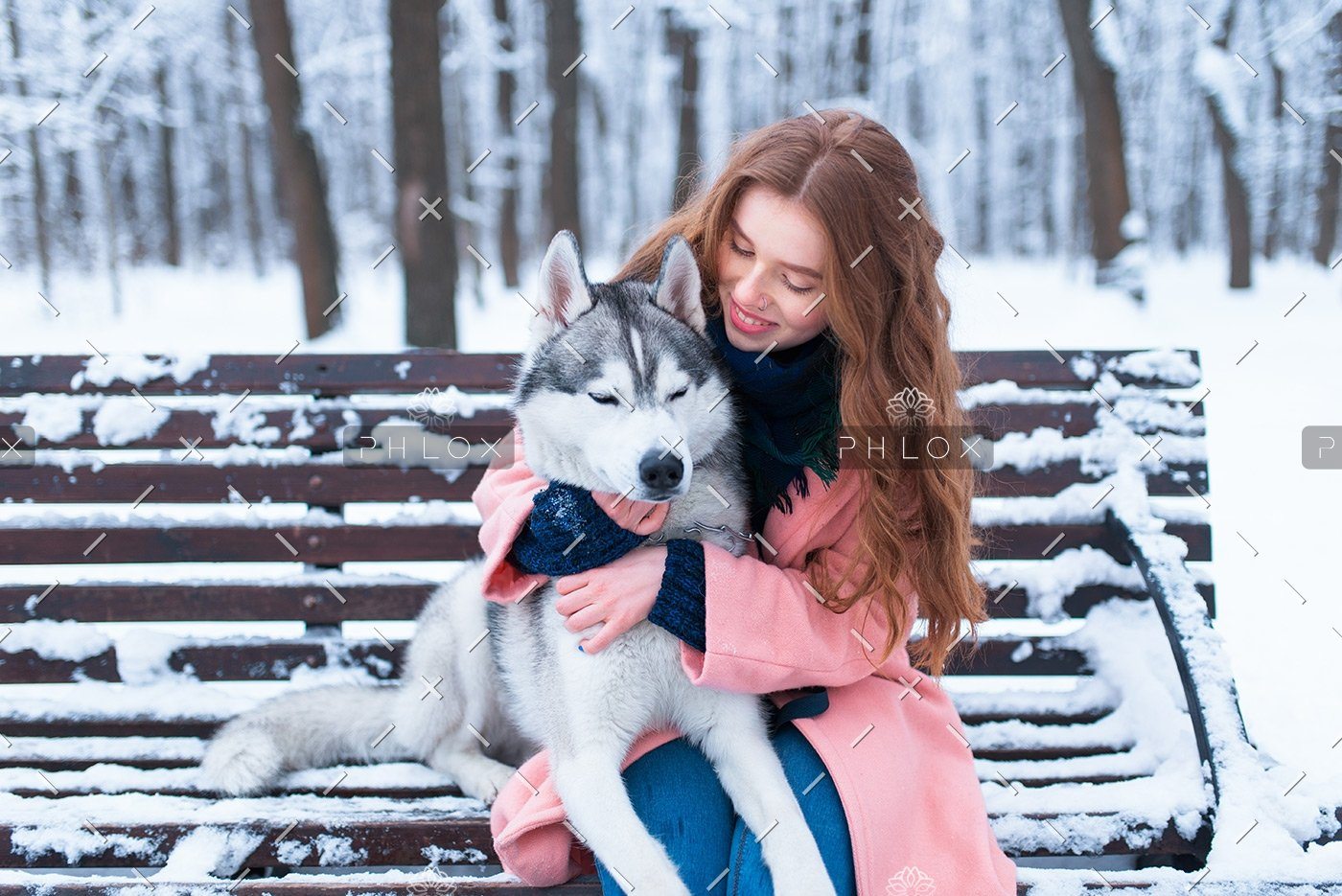 demo-attachment-38-woman-sitting-on-the-bench-with-siberian-husky-PS9ZX58